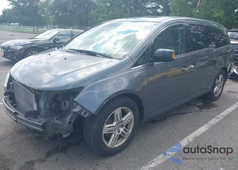 2011 Honda Odyssey Touring/Touring Elite from USA, damaged, VIN 5FNRL5H95BB015998